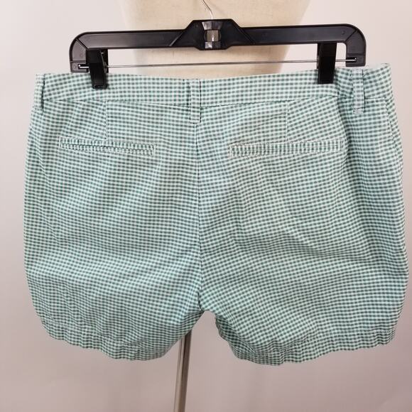 Old Navy Green White Shorts Very Nice Size 10 - Picture 3 of 3